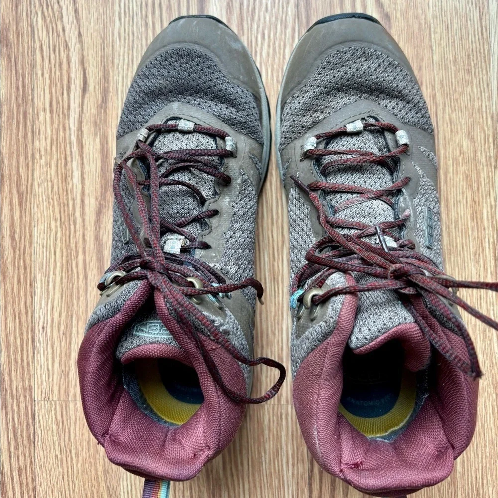 Keen Women's Gypsum II Winter Boots - Brown and Burgundy - Size 7.5